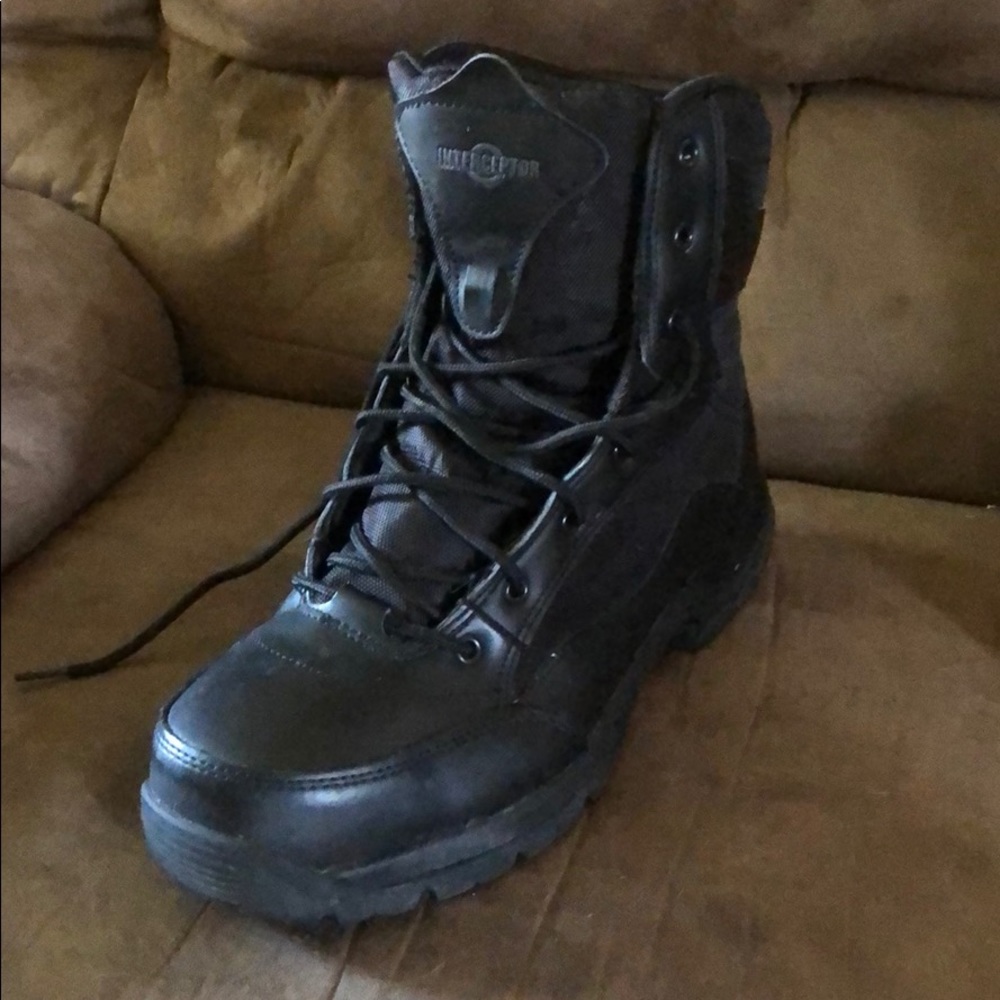 Boots - Picture 2 of 3